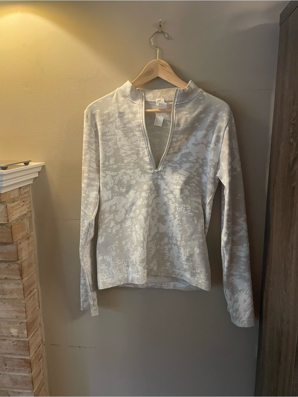 Fabletics Heathered Light Gray Quarter-Zip Pullover